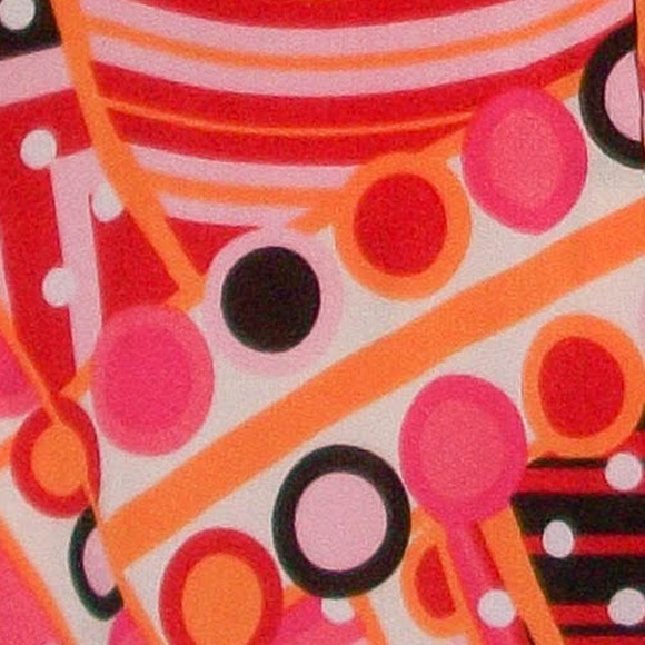 (NWOT) Cute Girl Cross-Front Printed Top - Size: M - Picture 6 of 6